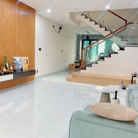 Aurora Homestay Quảng Ngãi Buitenkant foto