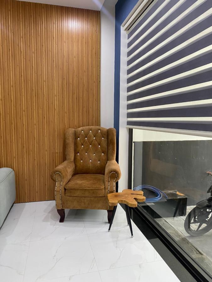 Aurora Homestay Quảng Ngãi Buitenkant foto